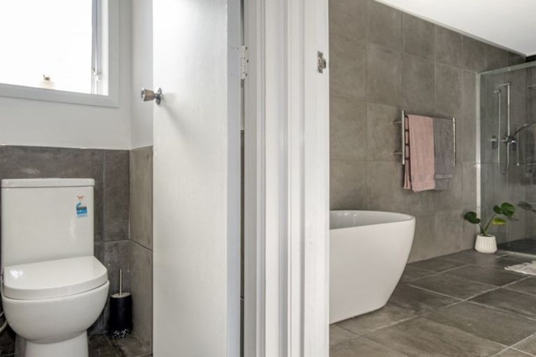 Photo of property in 24 Rua Street, Mangapapa, Gisborne, 4010