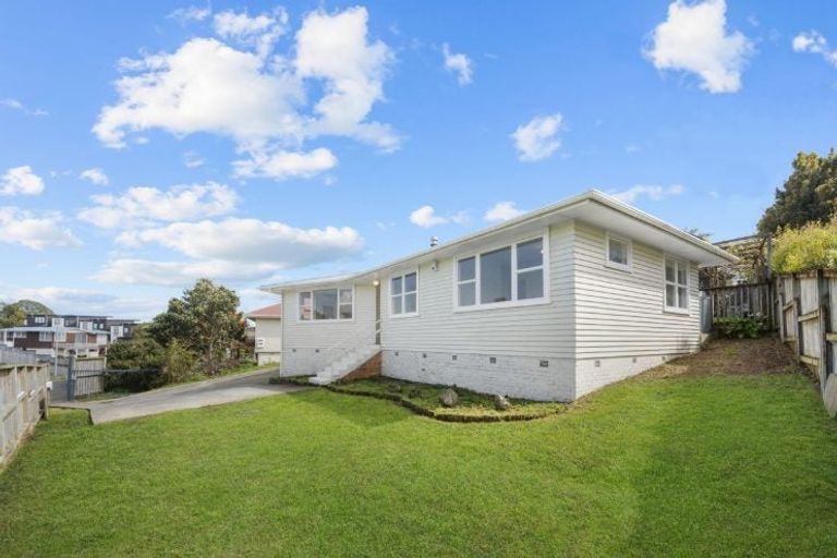 Photo of property in 29 Cardiff Road, Pakuranga, Auckland, 2010