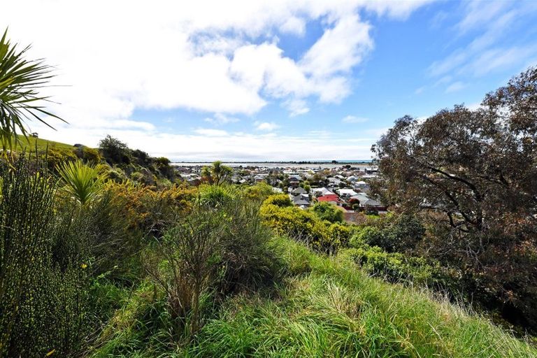 Photo of property in 11 Egnot Heights, Redcliffs, Christchurch, 8081