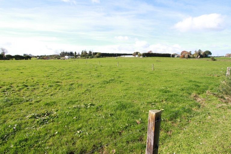 Photo of property in 173 Kairau Road, Brixton, New Plymouth, 4373