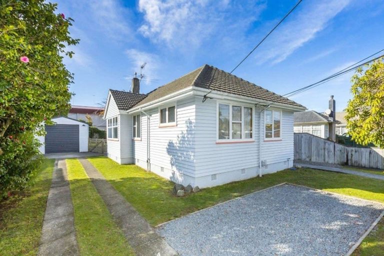 Photo of property in 10 Byron Street, Trentham, Upper Hutt, 5018