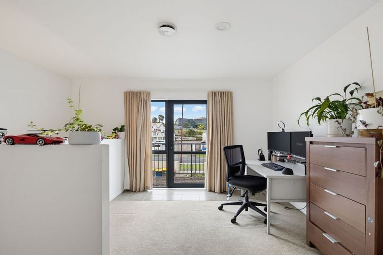 Photo of property in 373/71 Fernhill Way, Oteha, Auckland, 0632