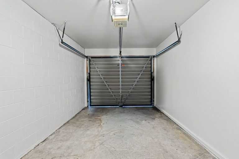 Photo of property in 2/16 Peverel Street, Riccarton, Christchurch, 8011
