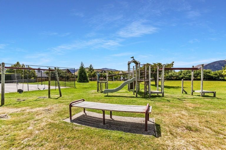 Photo of property in 9 Portree Drive, Lower Shotover, Queenstown, 9371