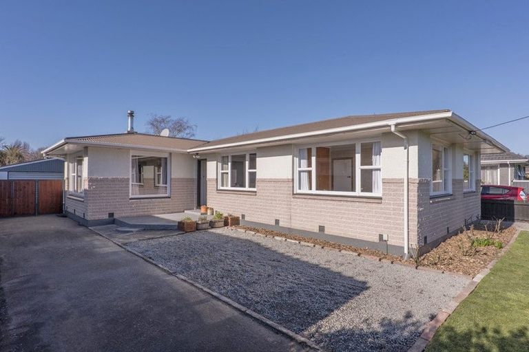 Photo of property in 132 Grimseys Road, Redwood, Christchurch, 8051