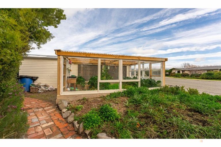 Photo of property in 38 Augustine Street, Waimate, 7924