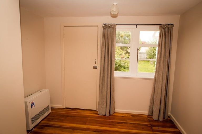 Photo of property in 16 Athens Street, Miramar, Wellington, 6022