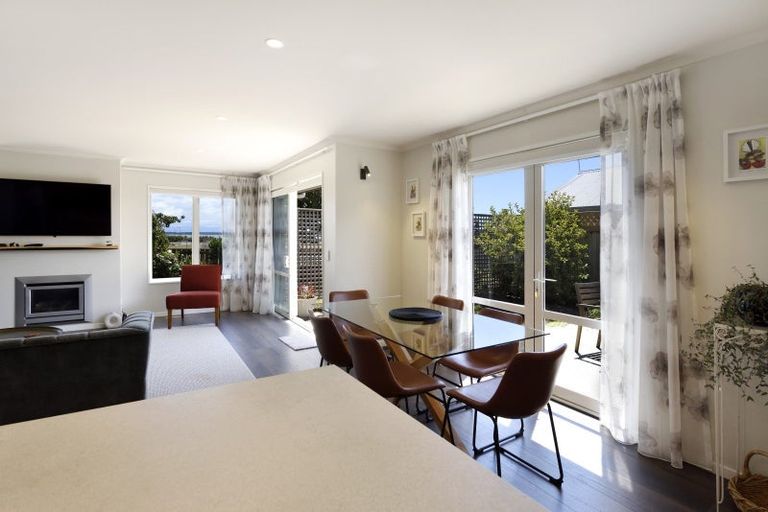 Photo of property in 27 Daelyn Drive, Richmond, 7020