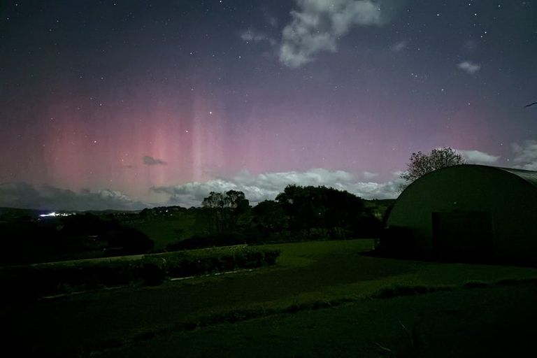 Photo of property in 133 Hanham Road, Kumeu, 0891