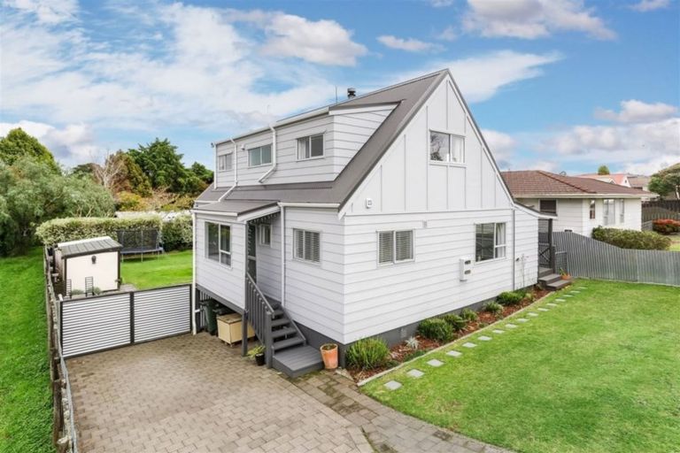 Photo of property in 11 Parvin Place, Pukekohe, 2120