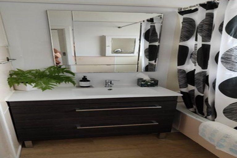 Photo of property in 6 Reeve Road, Owhata, Rotorua, 3010