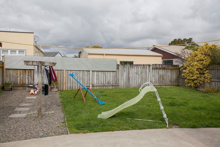 Photo of property in 79 Hillcrest Drive, Kelvin Grove, Palmerston North, 4414