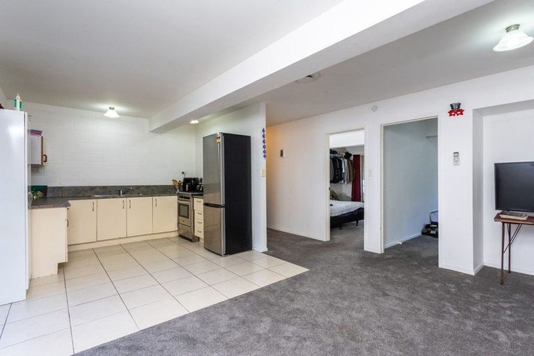 Photo of property in 24 Waikoukou Valley Road, Waimauku, 0812