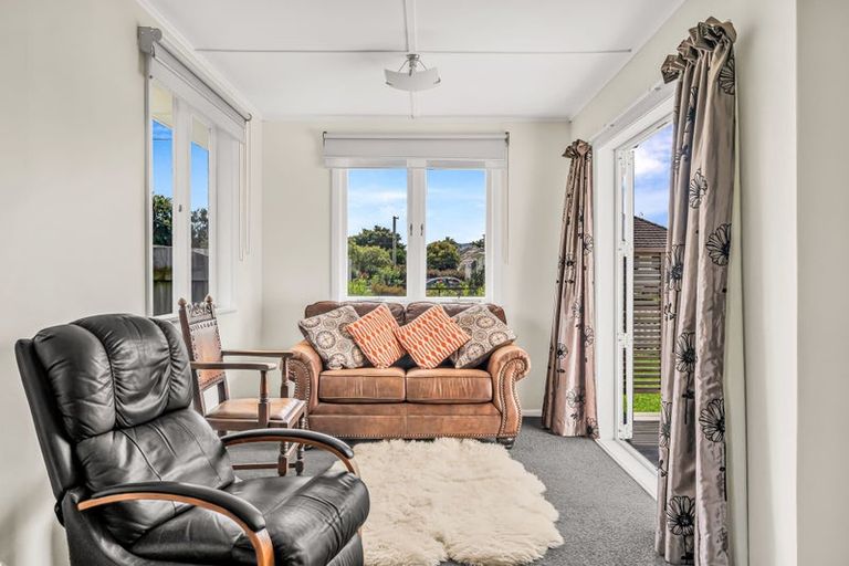 Photo of property in 24 Churchill Crescent, Te Hapara, Gisborne, 4010