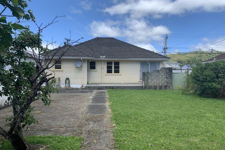 Photo of property in 4 Marion Street, Silverstream, Upper Hutt, 5019