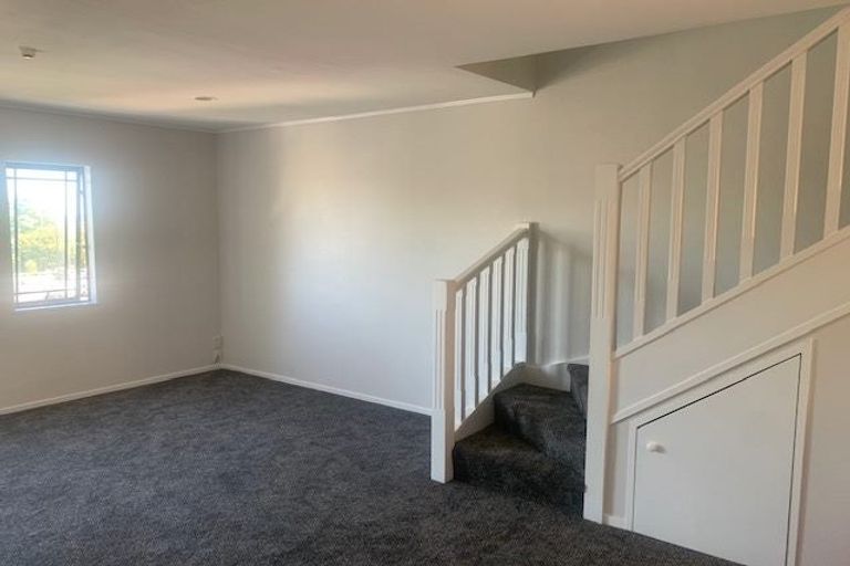 Photo of property in 9/77 Saint George Street, Papatoetoe, Auckland, 2025
