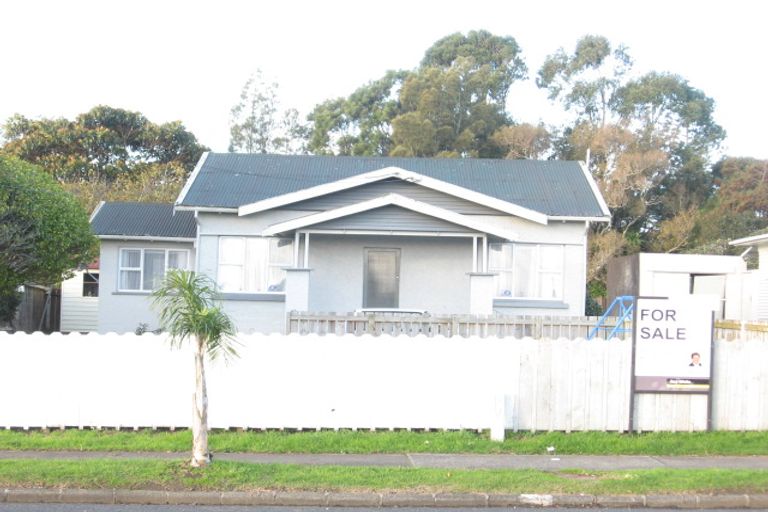 Photo of property in 1/40 Great South Road, Papakura, 2110