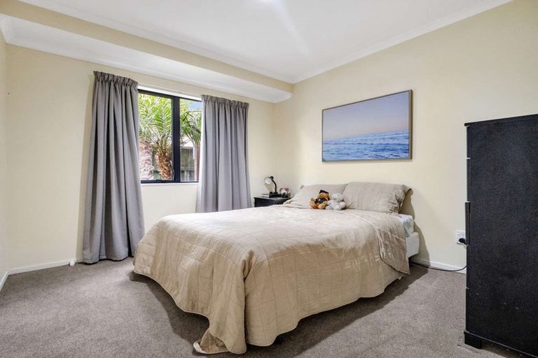 Photo of property in 2 Saxon Woods Drive, Rototuna North, Hamilton, 3210