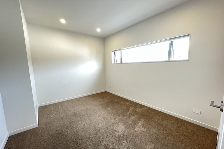 Photo of property in 28a Bruce Road, Glenfield, Auckland, 0629