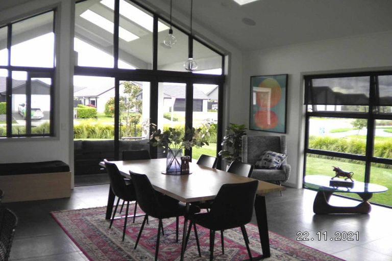 Photo of property in 2 Harrison Close, Cambridge, 3434