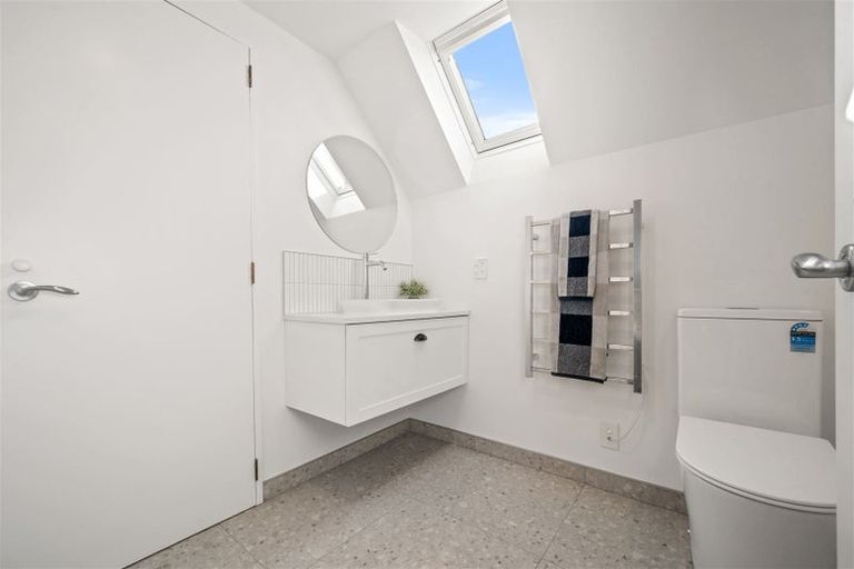 Photo of property in 12a Westburn Terrace, Burnside, Christchurch, 8041