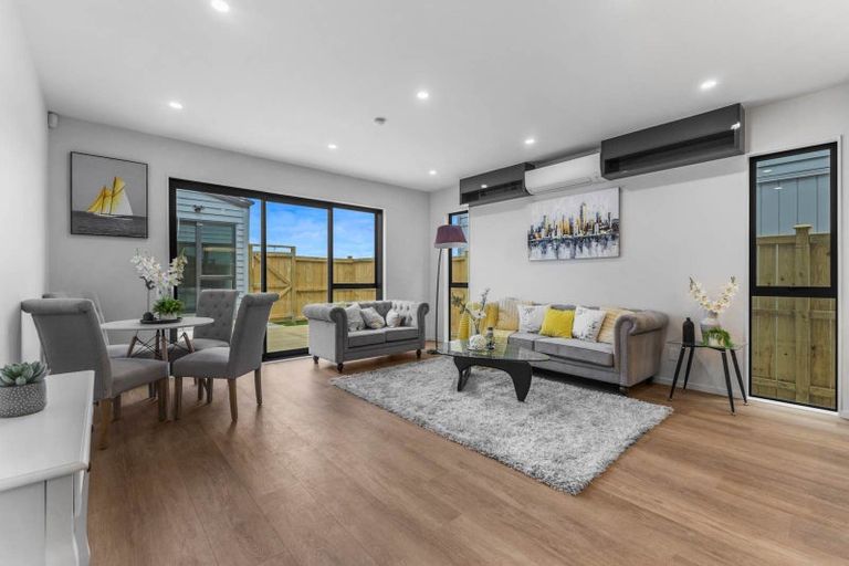 Photo of property in 16 Kapeta Lane, Karaka, 2113