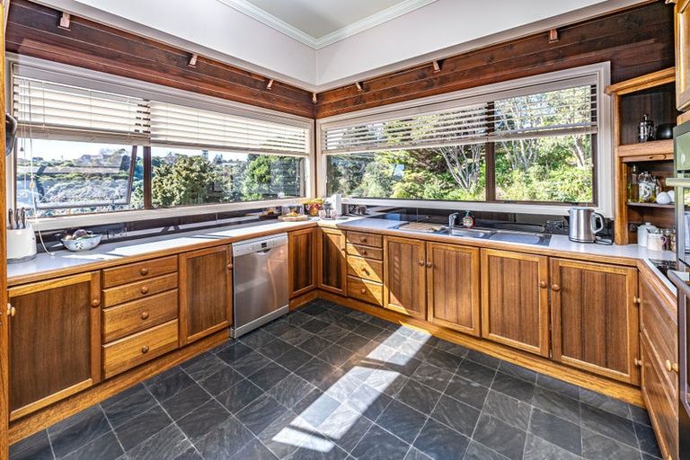 Photo of property in 22 Shakespeare Road, Bastia Hill, Whanganui, 4500