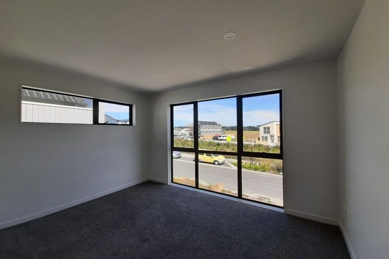 Photo of property in 79 Matakohe Road, Westgate, Auckland, 0814