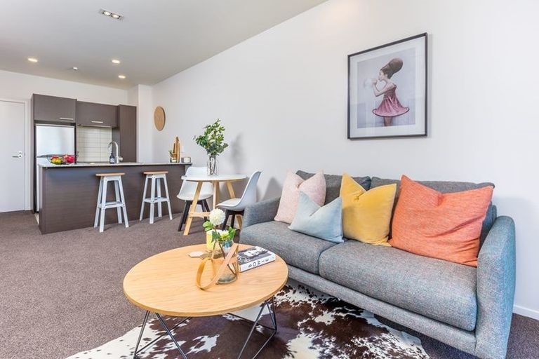 Photo of property in Shoal Haven Apartments, 112a/130 Anzac Street, Takapuna, Auckland, 0622