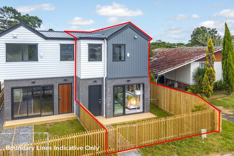 Photo of property in 140a Edgewater Drive, Pakuranga, Auckland, 2010