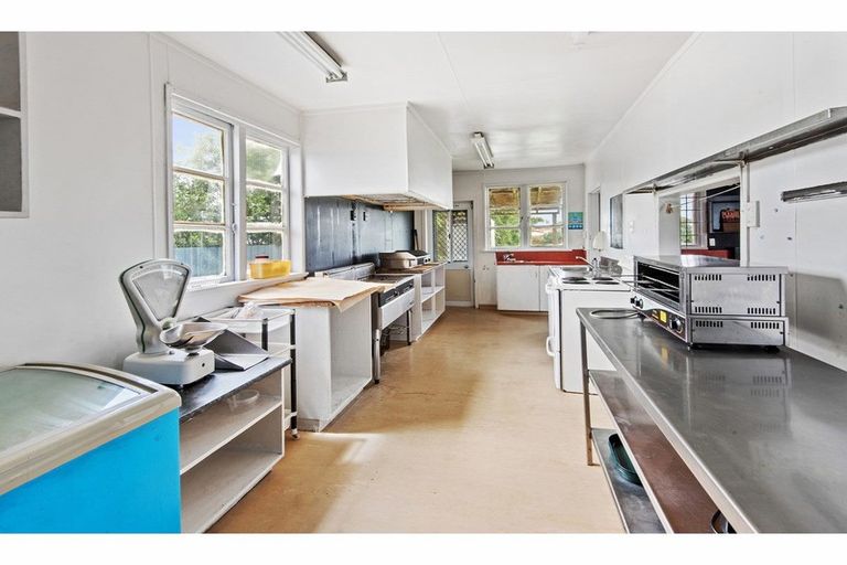 Photo of property in 2-4 Freyberg Road, Ruawai, 0530