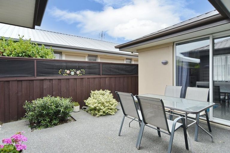 Photo of property in 56 Tahuna Street, Pegasus, 7612