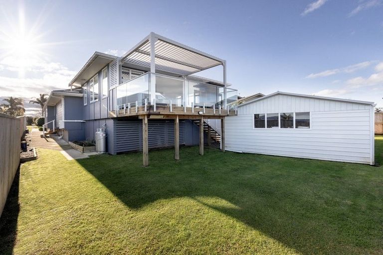 Photo of property in 35 Coppelia Avenue, Omokoroa, 3114