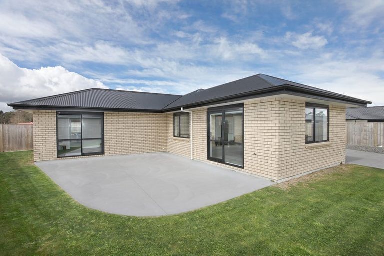 Photo of property in 17 Oldfield Lane, Marton, 4710