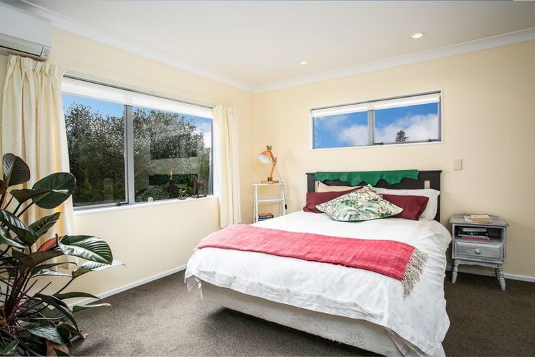 Photo of property in 69 Carlyle Street, Leamington, Cambridge, 3432