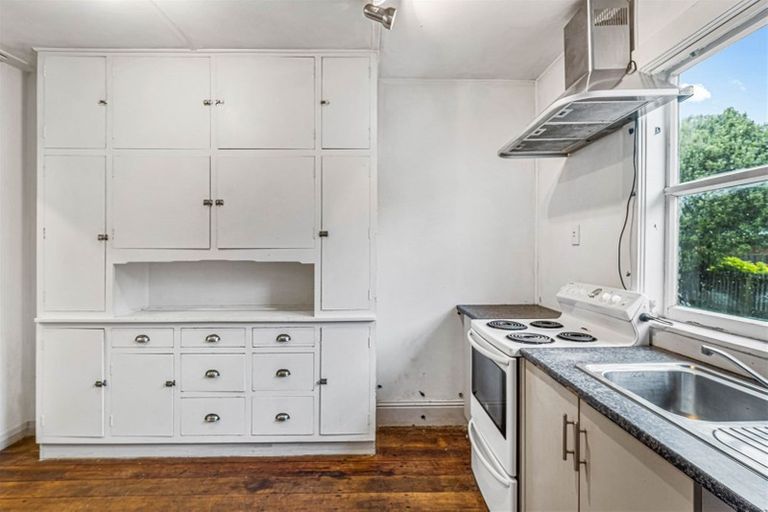 Photo of property in 17 Sylvan Street, Hillmorton, Christchurch, 8024