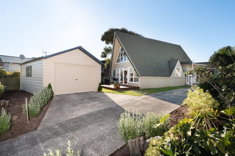 Photo of property in 213a Range Road, Papamoa Beach, Papamoa, 3118