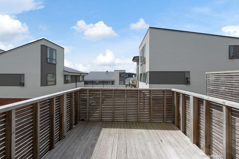 Photo of property in 8/31 Princess Terrace, Newtown, Wellington, 6021