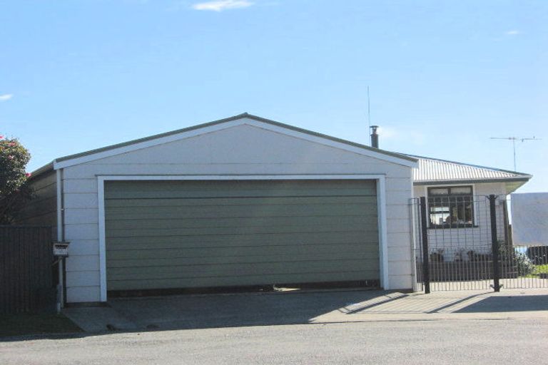 Photo of property in 14 Wilson Crescent, Karoro, Greymouth, 7805