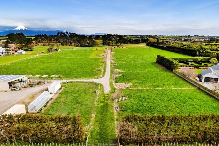 Photo of property in 112b Princess Street, Waitara, 4383