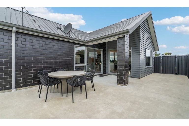 Photo of property in 24 Lindsay Way, Grasmere, Invercargill, 9810