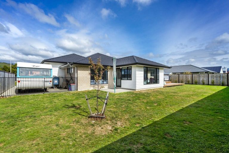 Photo of property in 79 Mawai Hakona Drive, Wallaceville, Upper Hutt, 5018