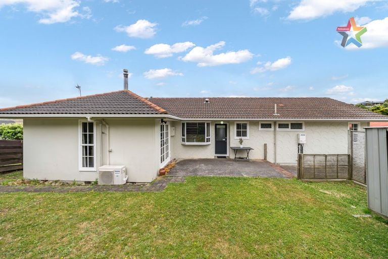 Photo of property in 32 Invercargill Drive, Kelson, Lower Hutt, 5010