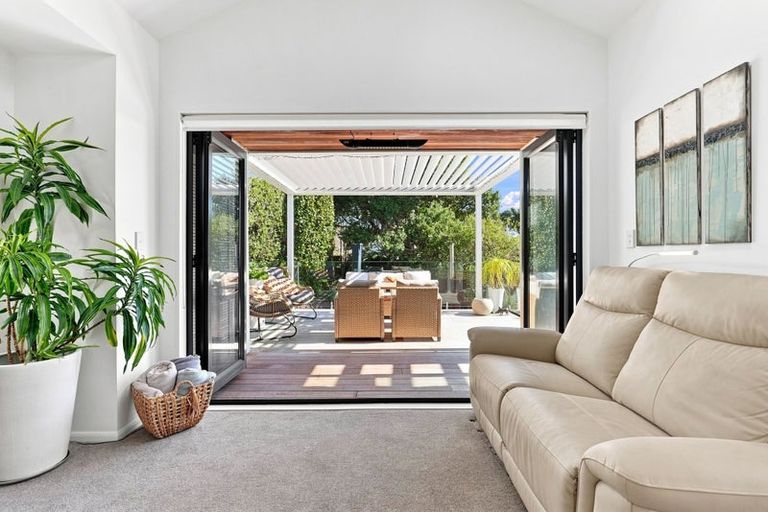 Photo of property in 32a Castor Bay Road, Castor Bay, Auckland, 0620