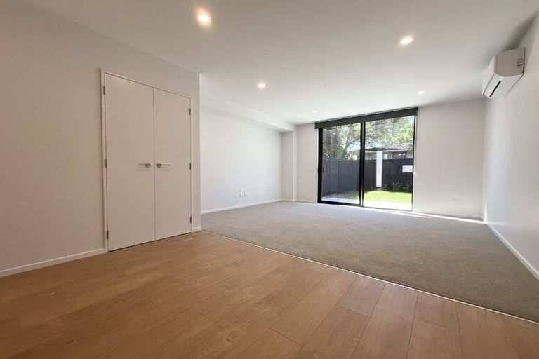 Photo of property in 8/90 Holly Road, St Albans, Christchurch, 8014