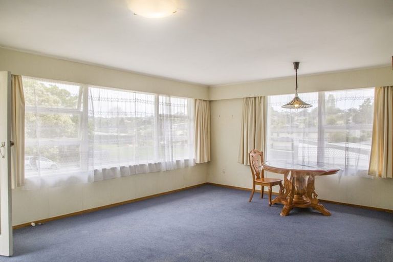 Photo of property in 8a Tiber Road, Forrest Hill, Auckland, 0620