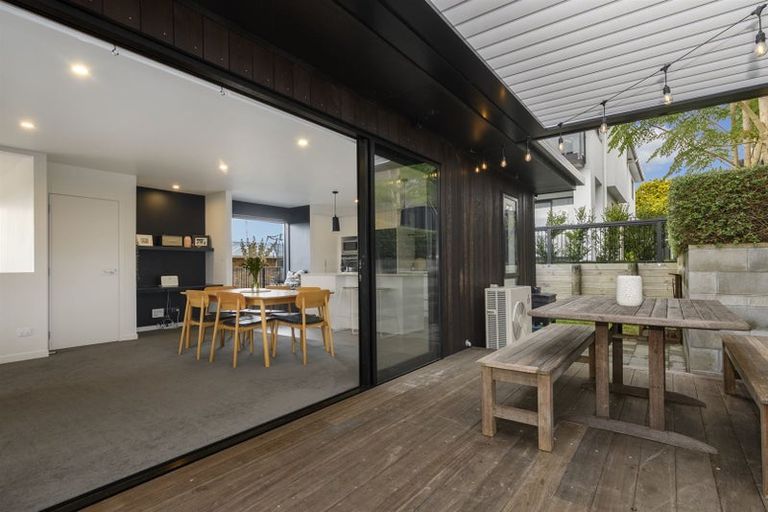 Photo of property in 23a Milton Road, Otumoetai, Tauranga, 3110