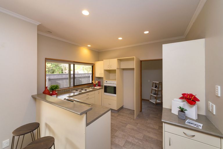 Photo of property in 40 Weston Avenue, Roslyn, Palmerston North, 4414