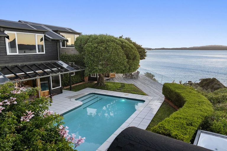 Photo of property in 1 Rangiuru Road, Mahina Bay, Lower Hutt, 5013