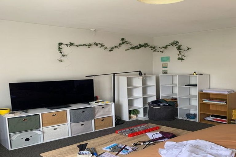 Photo of property in 40 Cranmer Square, Christchurch Central, Christchurch, 8013